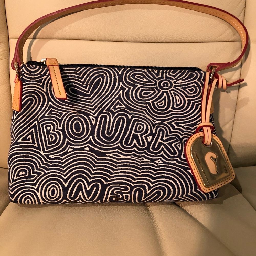 Dooney script canvas small excellent condition